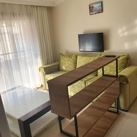Deluxe Double En Royal Penthouse 6 Beds * Kuşadası