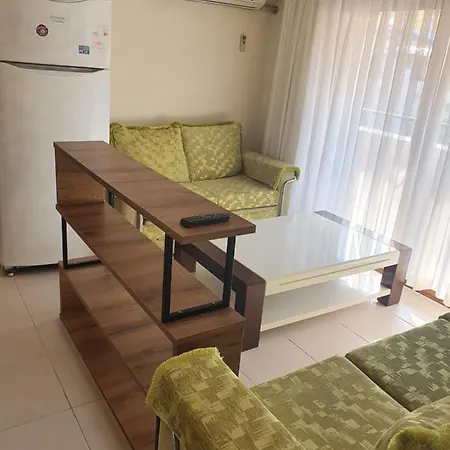 Lägenhetshotell Deluxe Double En Royal Penthouse 6 Beds Kusadası